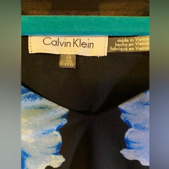 3/$15 Calvin Klein blue and black flutter sleeve blouse with sheer overlay - Picture 5 of 7